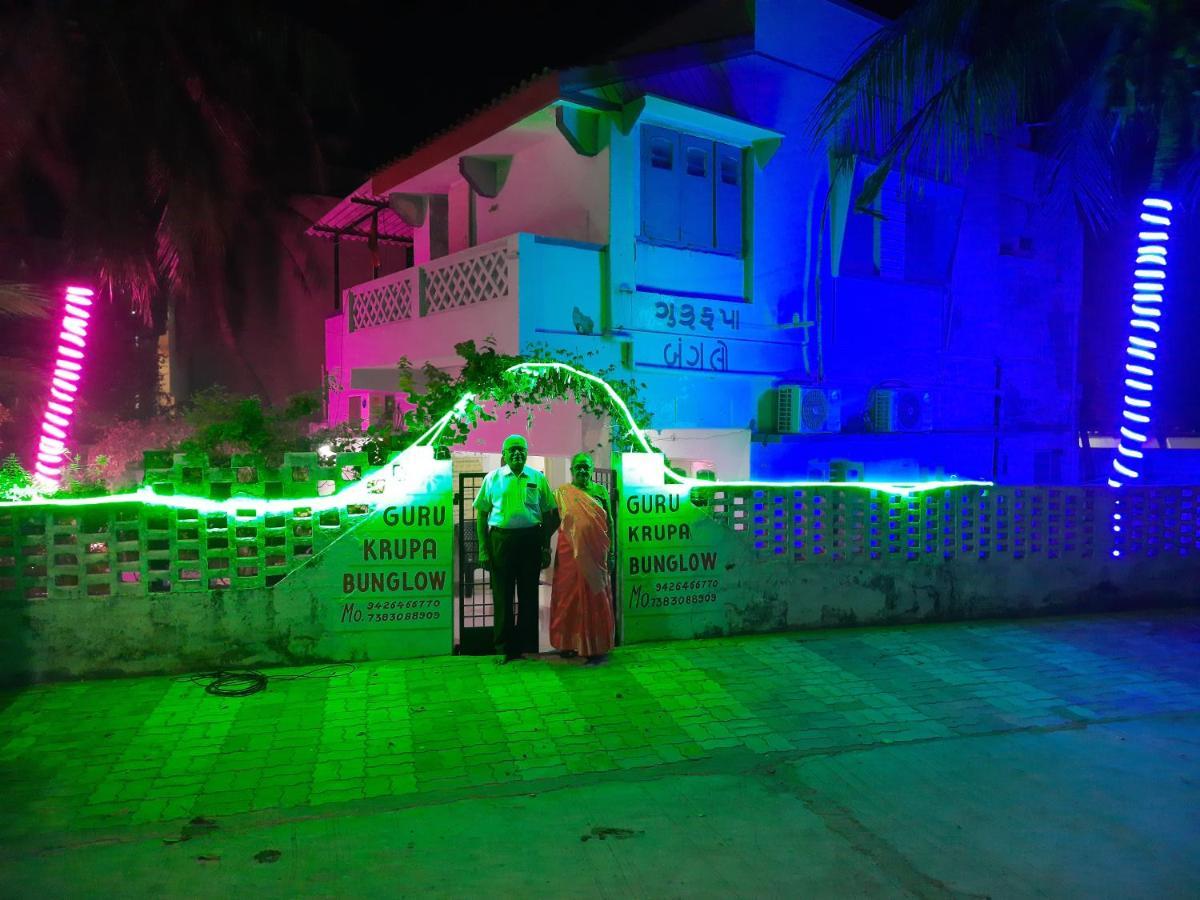 Gurukrupa Bunglow Dwarka  Exterior photo